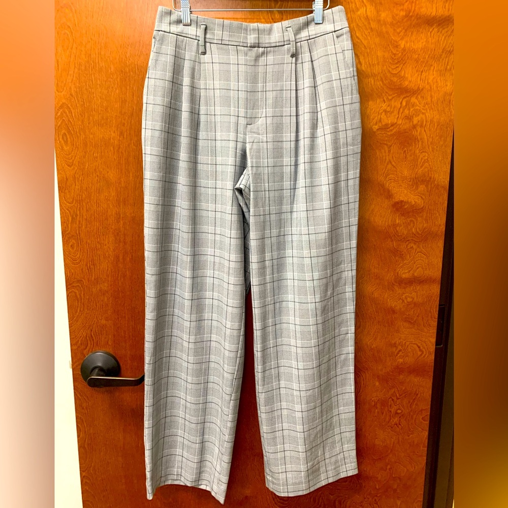 A New Day gray plaid pleated trousers